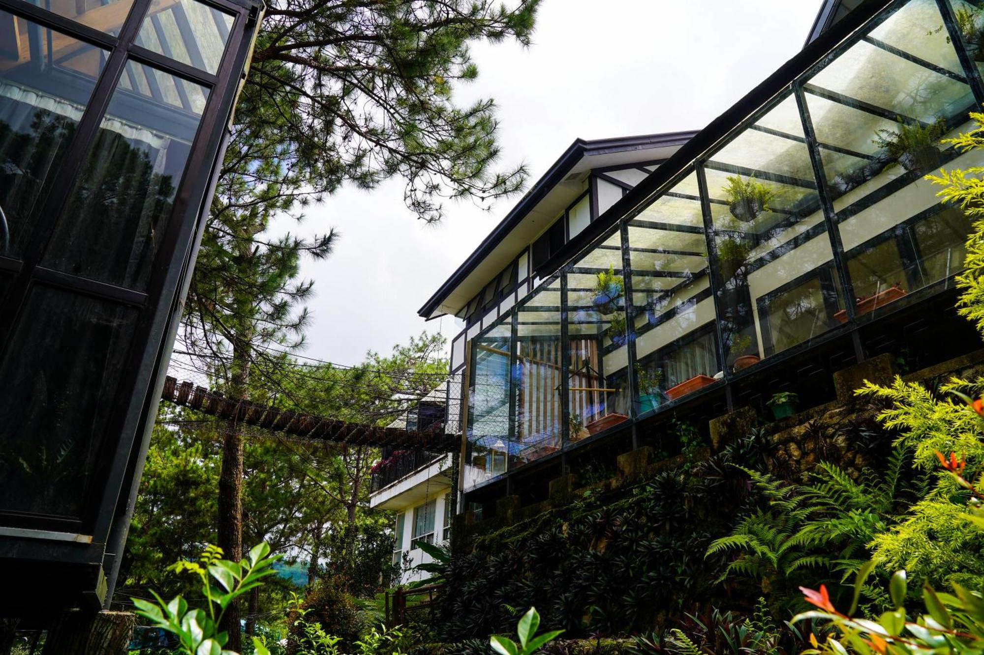 Tudor In The Pines Villa Baguio City Exteriör bild